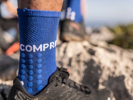 COMPRESSPORT BĚŽECKÉ ULTRA-TRAILOVÉ PONOŽKY V3.0 Modré