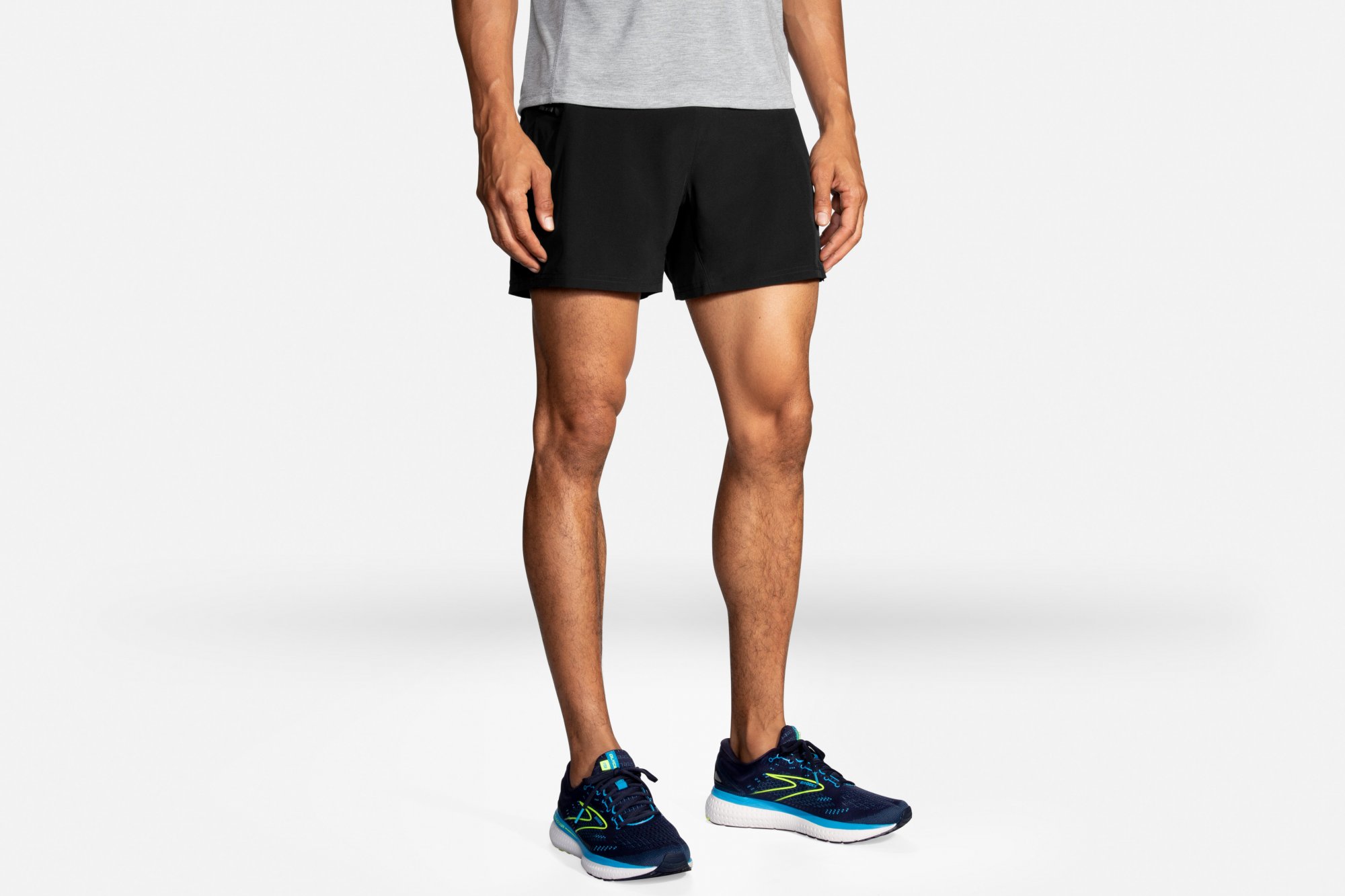 BROOKS  Sherpa 5" 2-in-1 Short Black