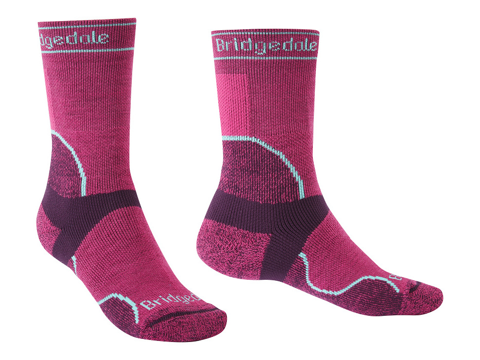 BRIDGEDALE Women's Midweight T2 Merino Sport Crew Berry