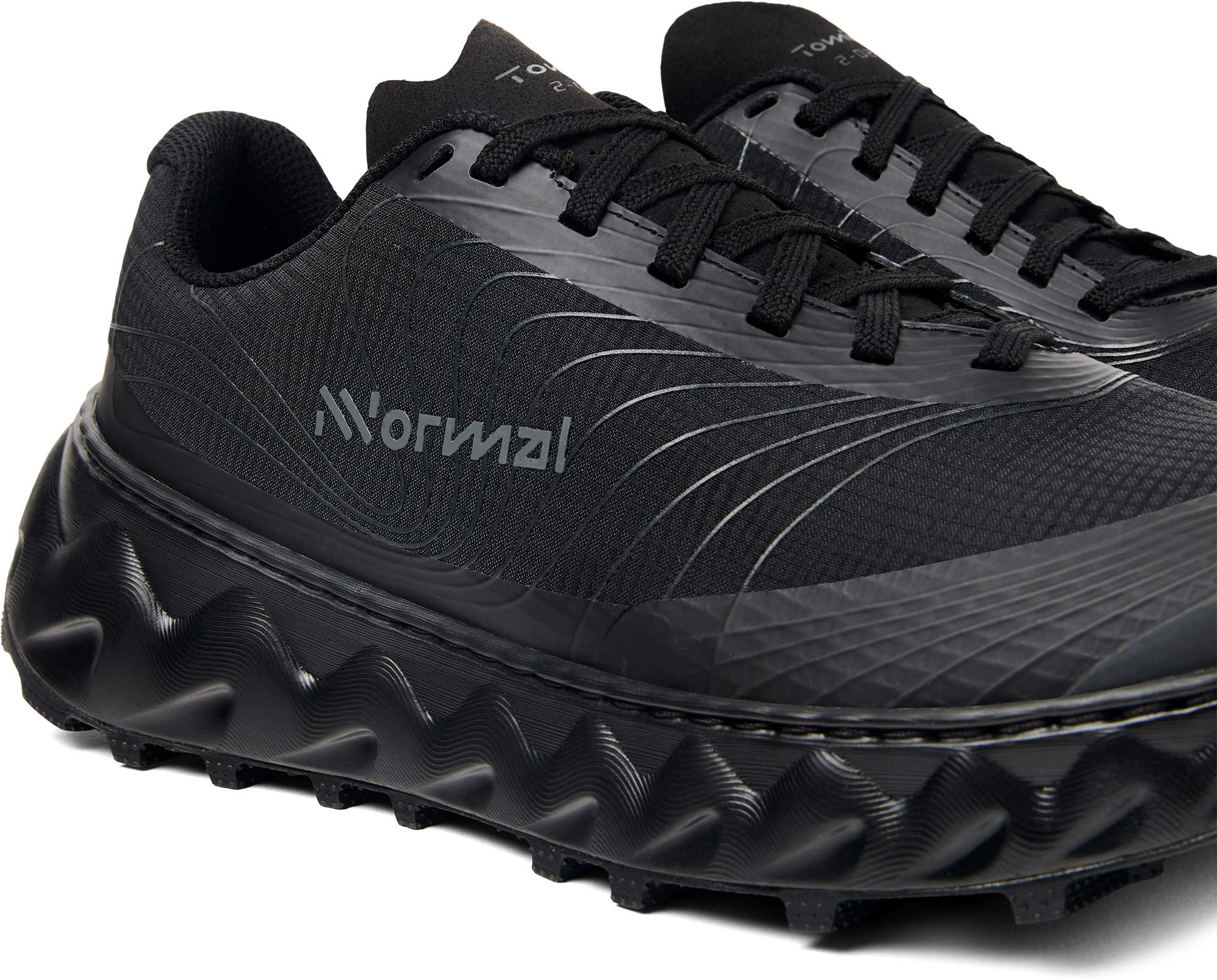 NNormal Tomir 02 Black