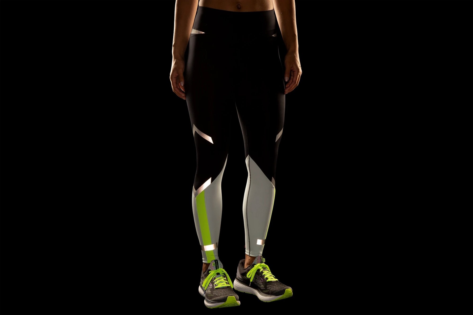 BROOKS Carbonite Tight Black/Icy Grey/Nightlife