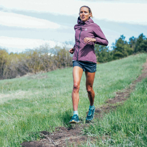 ULTIMATE DIRECTION WOMEN'S DELUGE JACKET Plum